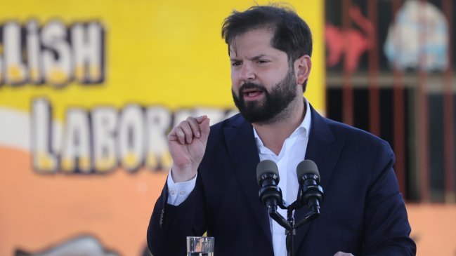 Presidente Boric lamenta muerte de capitán de la FACh en accidente de helicóptero