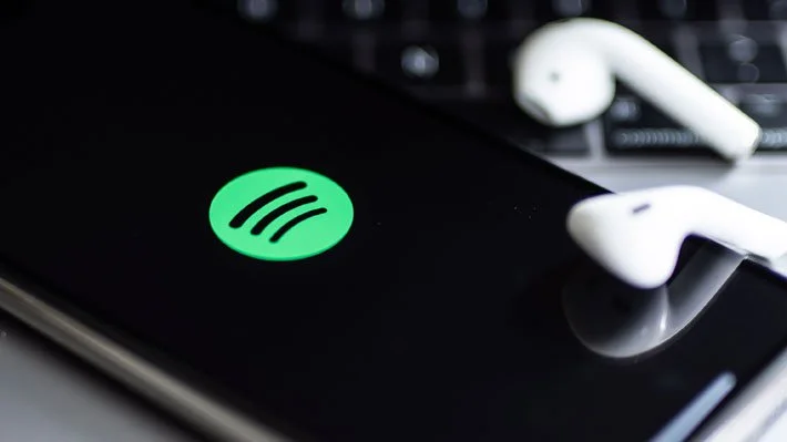 Alarma en la industria musical: Spotify queda en la mira tras masivo robo de datos y audio