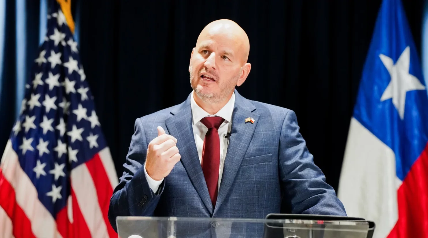 Tras 51 días de espera, Boric recibe al embajador de EE.UU. en medio de una relación marcada por la tensión