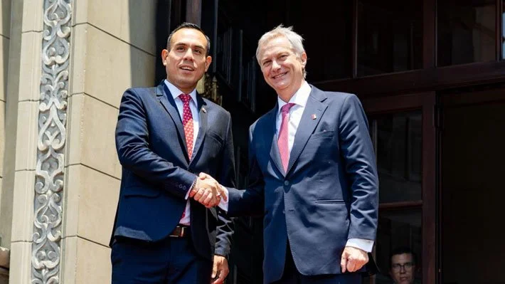 Kast y Jerí refuerzan relación bilateral en Lima y llaman a profundizar el trabajo conjunto entre Chile y Perú