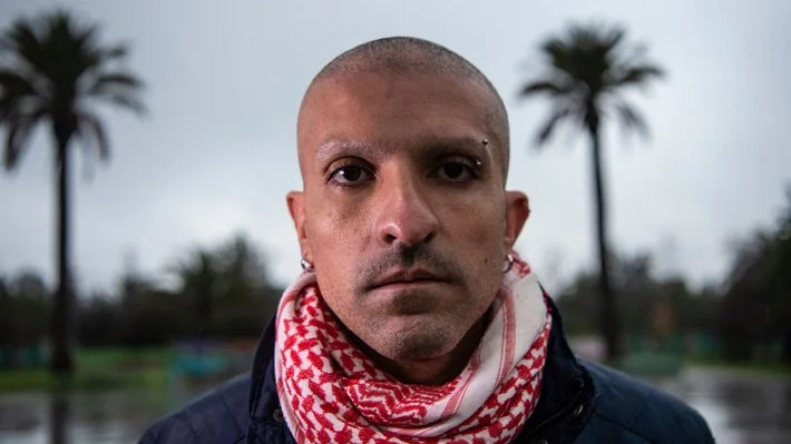 Exconvencional Rodrigo Rojas Vade es hallado gravemente herido en Melipilla y permanece en riesgo vital