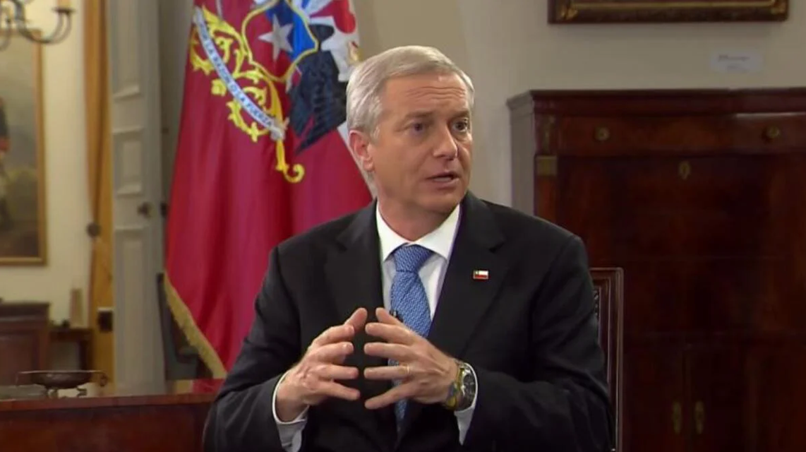 Kast evalúa indultar a carabineros y militares condenados por hechos del Estallido Social