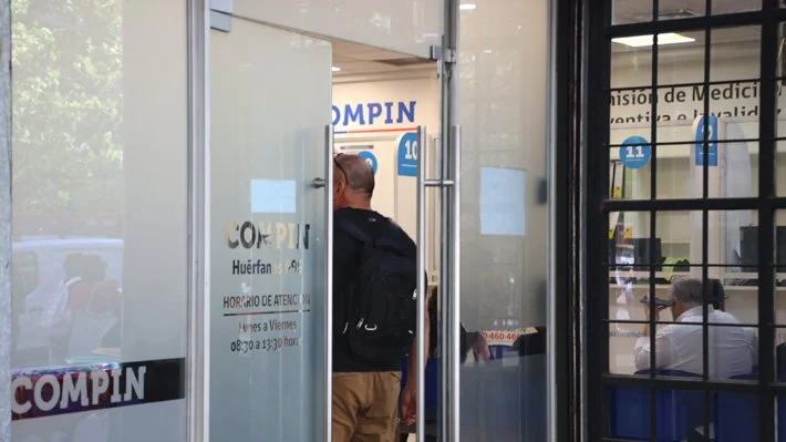 Gobierno reactiva reforma a licencias médicas y reabre debate político por cambios al subsidio laboral