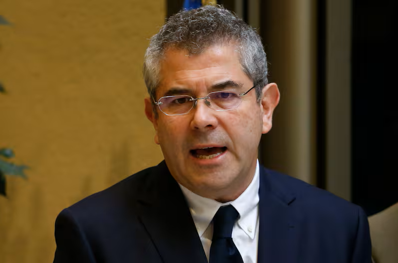 Subsecretario Jouannet exige expulsión de estudiantes tras agresión a ministra Lincolao: “Fue de extrema gravedad”