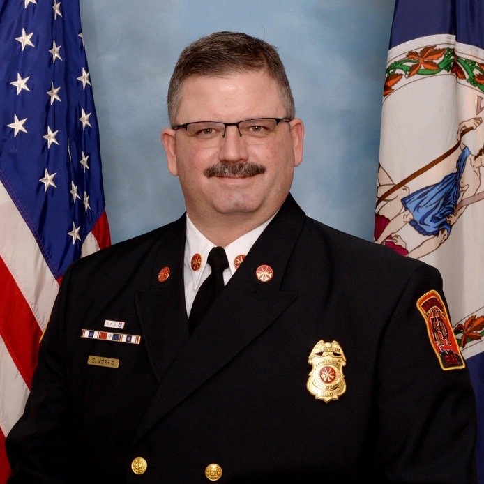 Deputy Chief Steve Morris