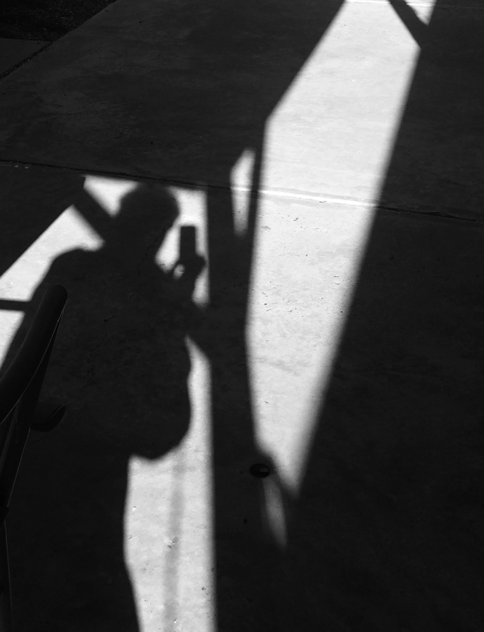 SHADOW 12