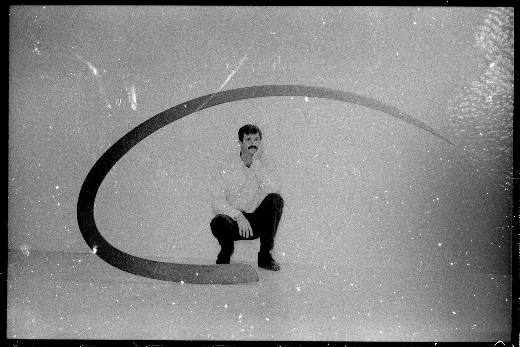 JUAN HAMILTON IN CANYON ROAD STUDIO, 1993