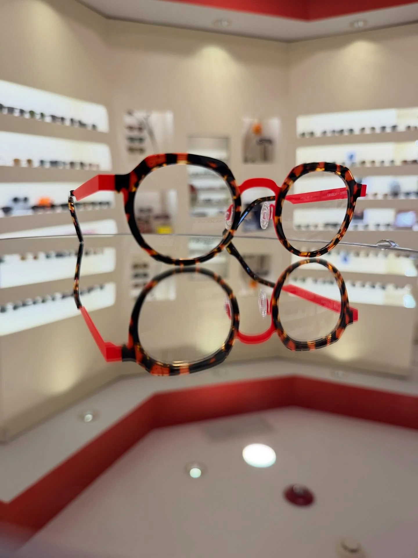 Brand new frames from Anne et Valentin have arrived, including new concepts and new colors in some classic styles. Come see the largest Anne et Valentin collection in Westchester today! #shoplocal #shopsmall