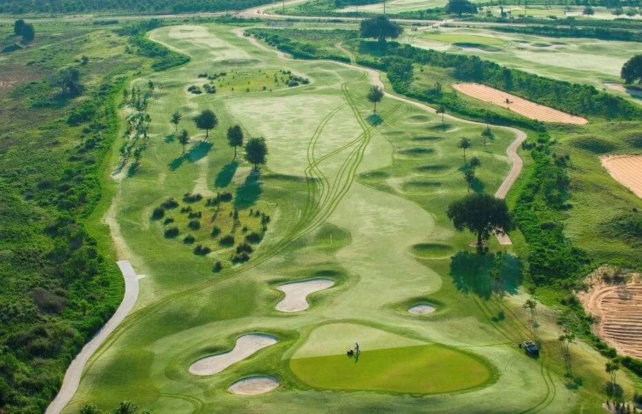 Golf Course 4: Orange County Crooked Cat | Tee Time 12:36pm  ($99)