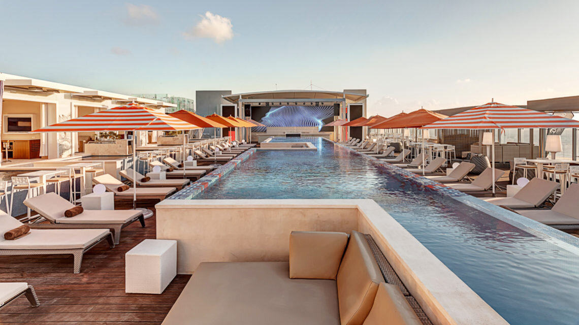 Chic Sky Bar.jpg