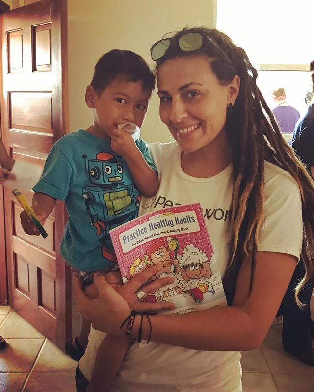 Seriously, how do I end up holding this kid every year? ☺️ 😂 (first photo 2018 and second photo 2017)
-
All jokes aside, it's such an honor to have been back in Belize these past two weeks working with @Peacework, BFLA and University of Wisconsin br