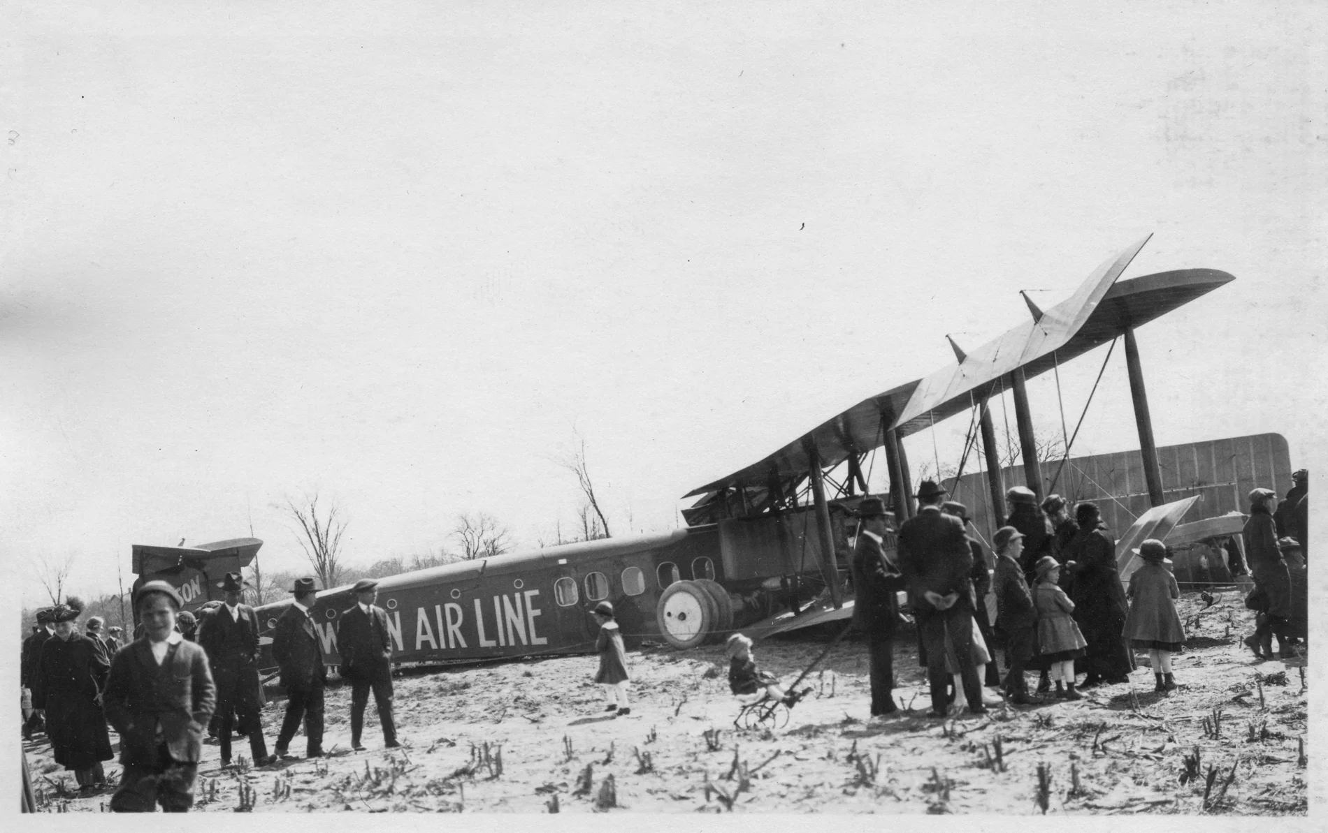 Lawson's second airliner (aka the Lawson Midnight Liner) crashed in a field near Milwaukee, Wisconsin, May 9th, 1921.