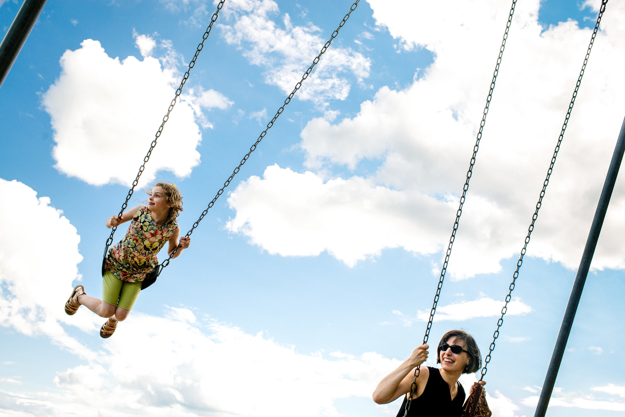 i'm a sucker for people on swings. toronto 2017