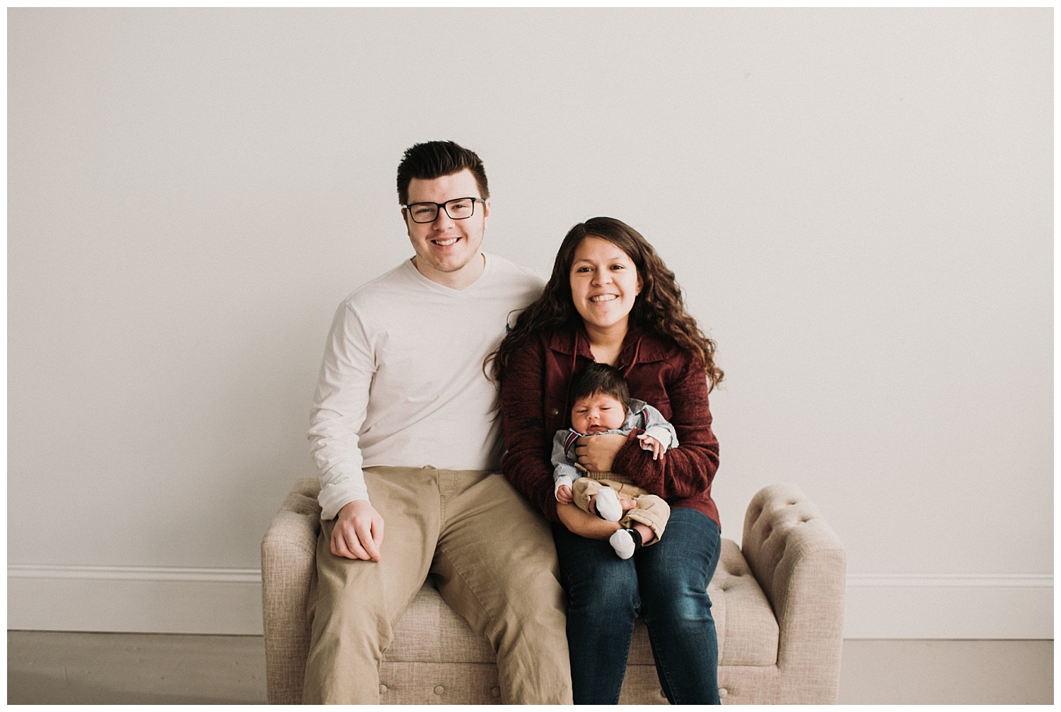 Milwaukee-newborn-photographer-2019 (1).jpg