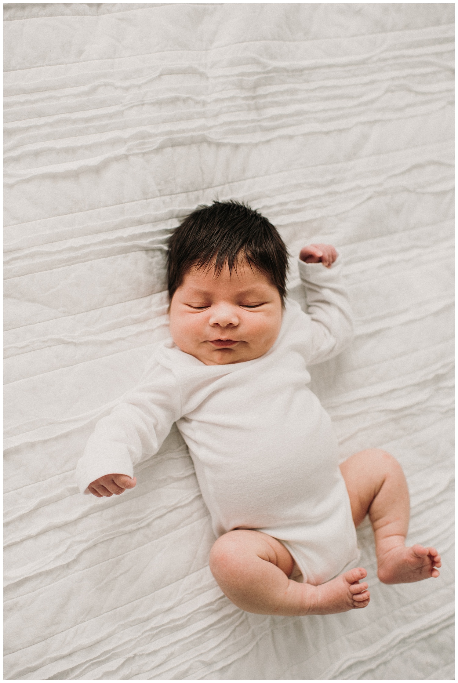 Milwaukee-newborn-photographer-2019 (25).jpg