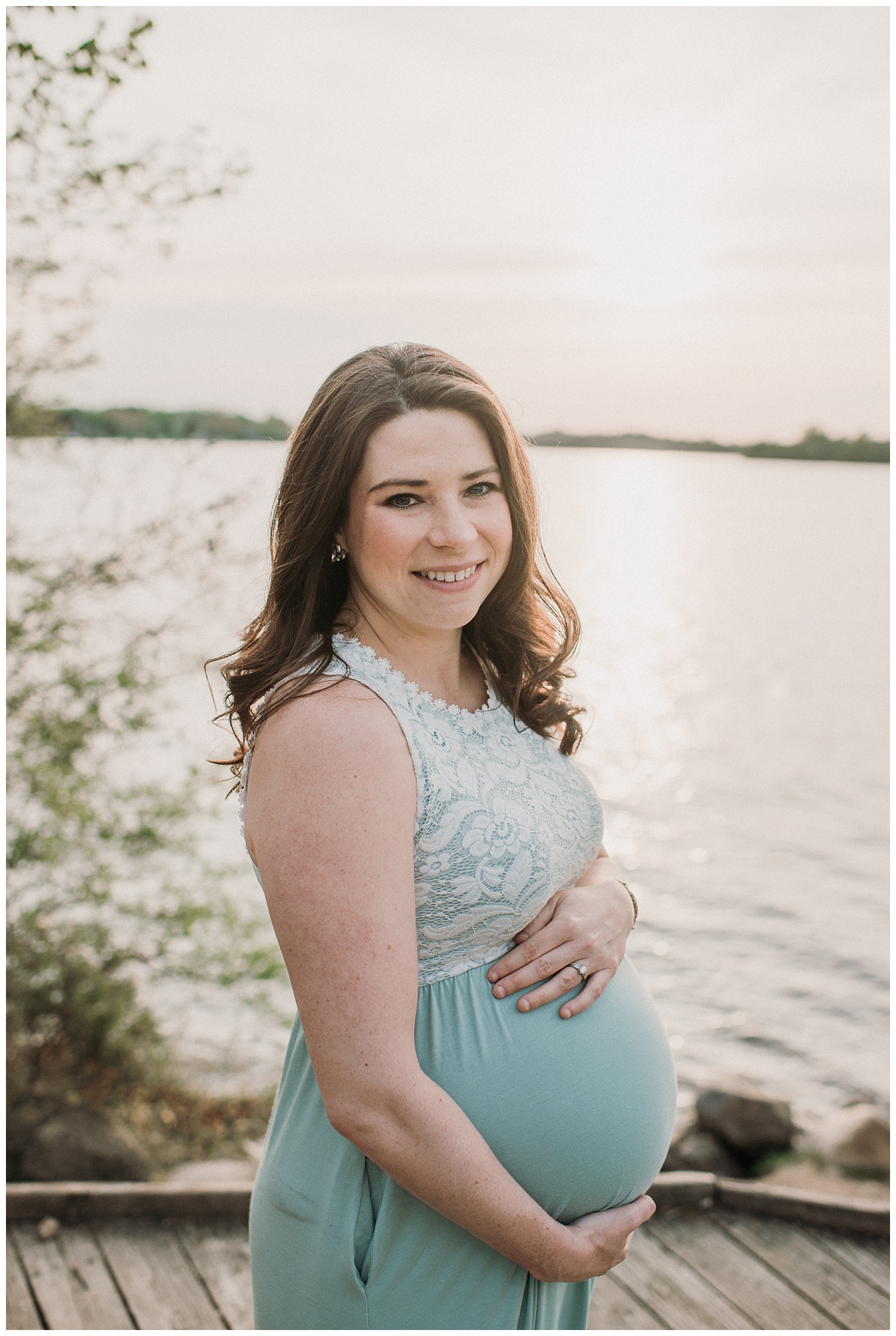 Milwaukee-Maternity-Photographer-2019 (17).jpg