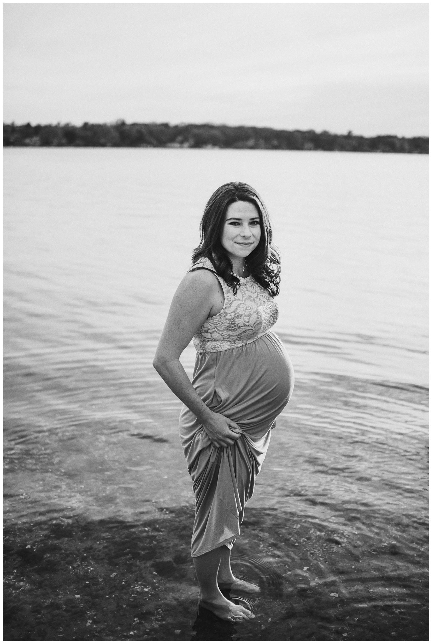 Milwaukee-Maternity-Photographer-2019 (19).jpg