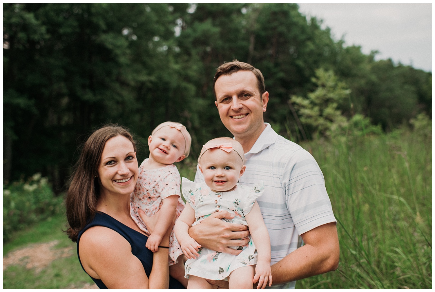 Pewaukee-family-photographer-2019 (7).jpg