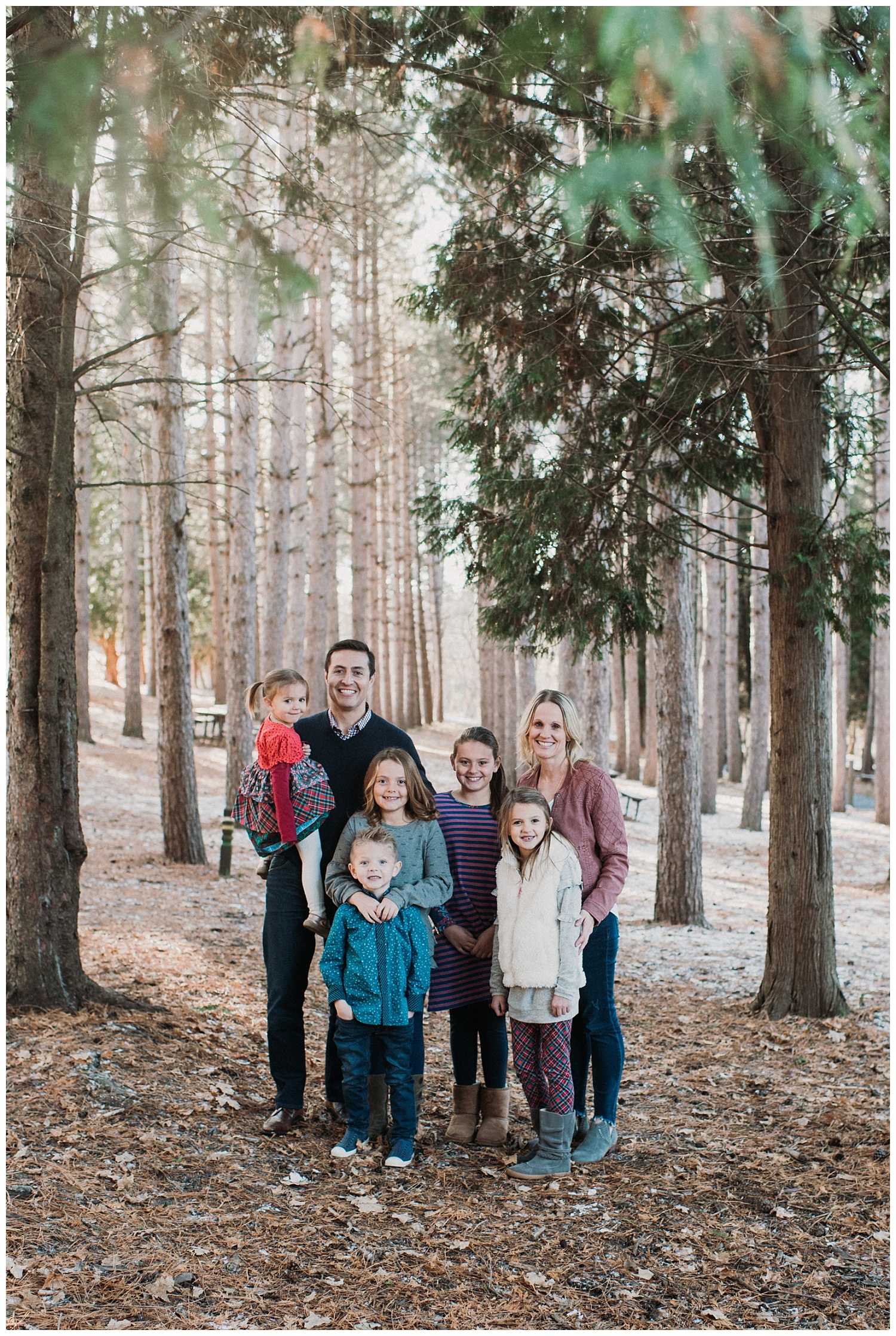 Pewaukee-family-photographer-2019 (10).jpg