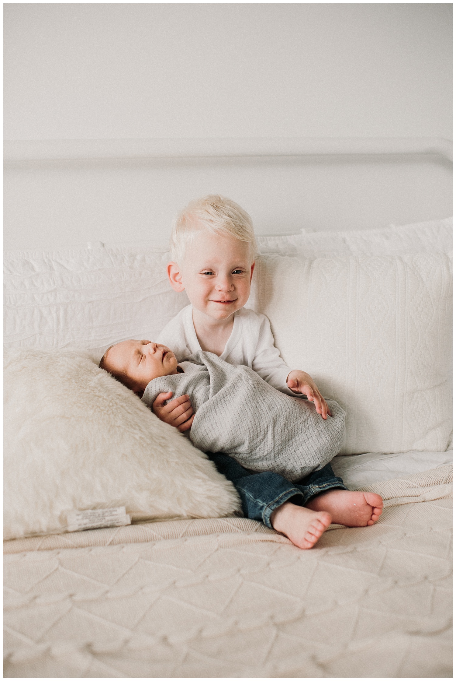 Milwaukee-newborn-photographer-studio-2019 (17).jpg