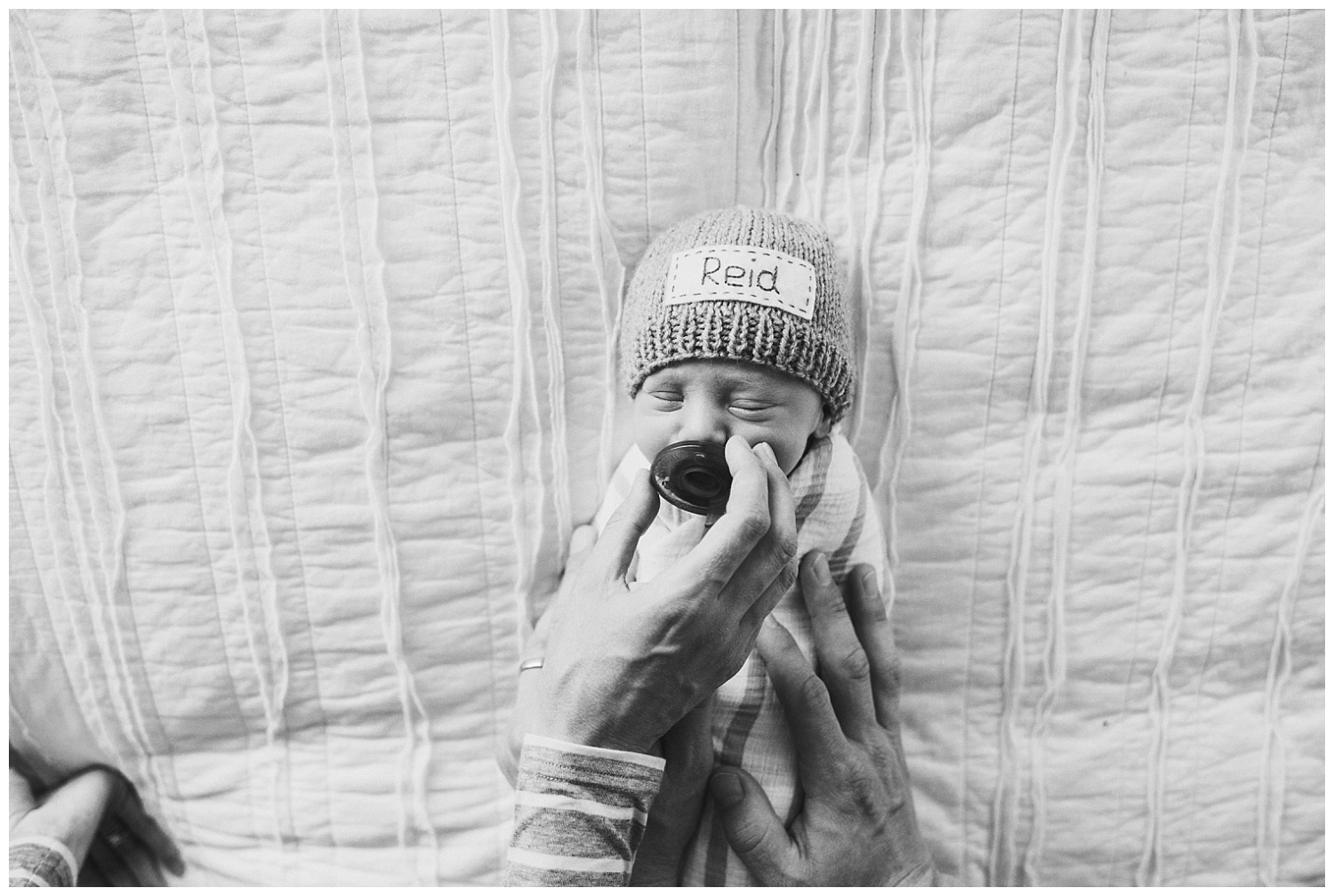 Milwaukee-newborn-photographer-studio-2019 (35).jpg