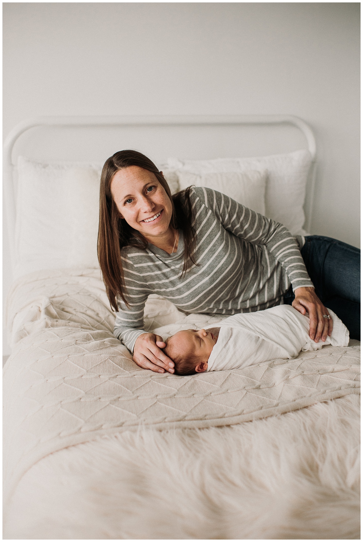 Milwaukee-newborn-photographer-studio-2019 (34).jpg