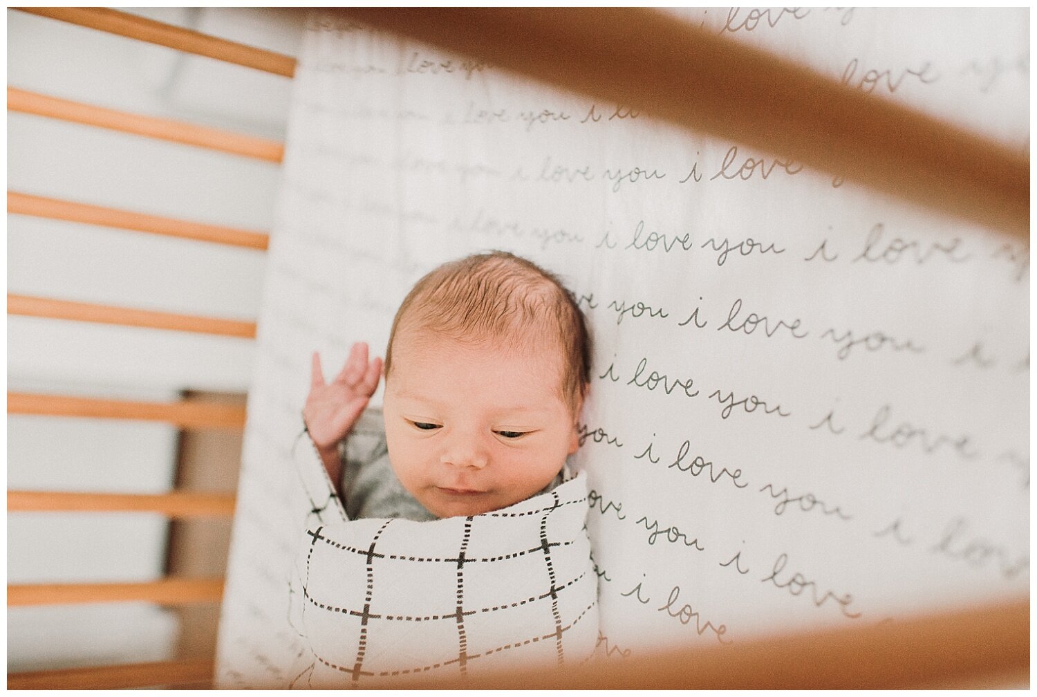 Milwaukee-newborn-photographer-2020 (17).jpg