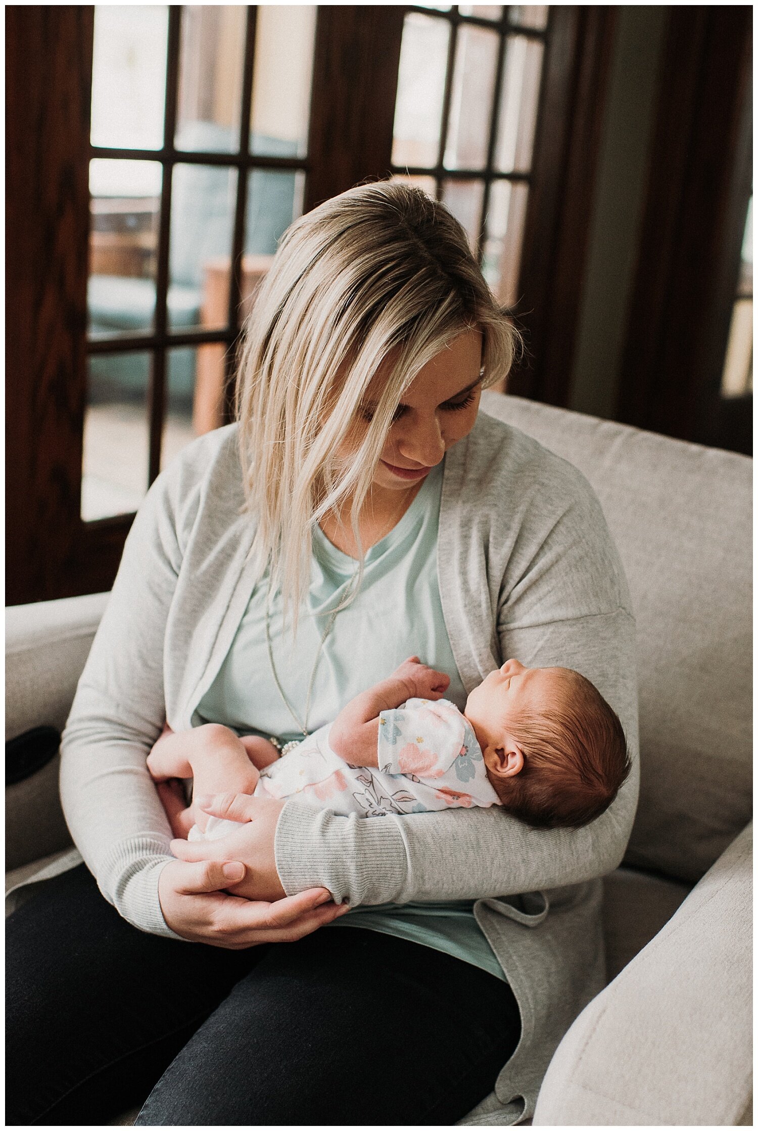 Milwaukee-newborn-photographer-2020 (25).jpg