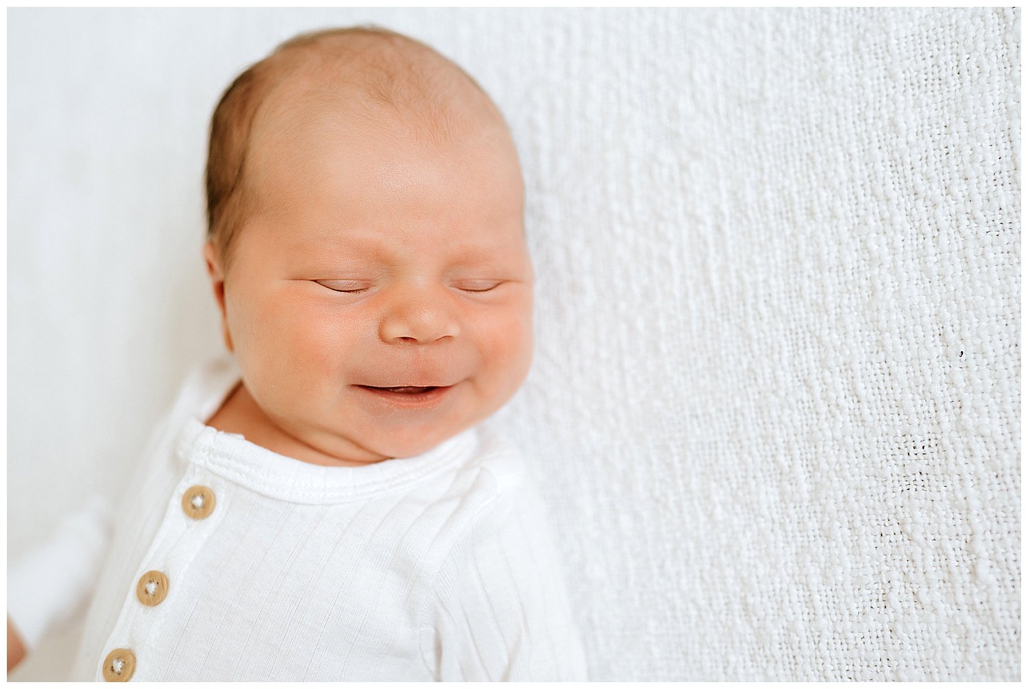 Milwaukee-newborn-photographer-202311.jpg