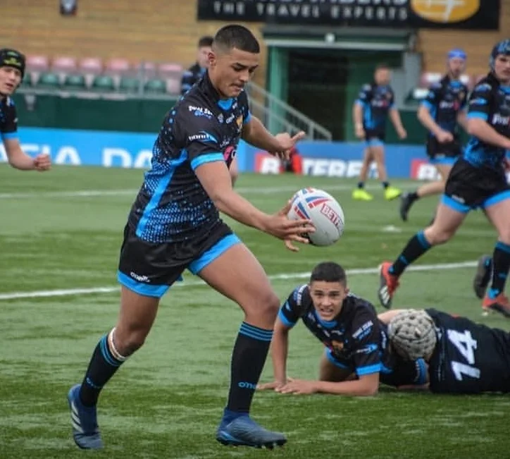 Will Pryce in action for Huddersfield Giants.