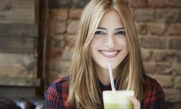 How to Become a Juicing Master at Home: Cold-Pressed vs. Vitamix and Beyond