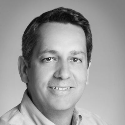 MIKE VARGAS - ASESOR DE TECNOLOGÍAS