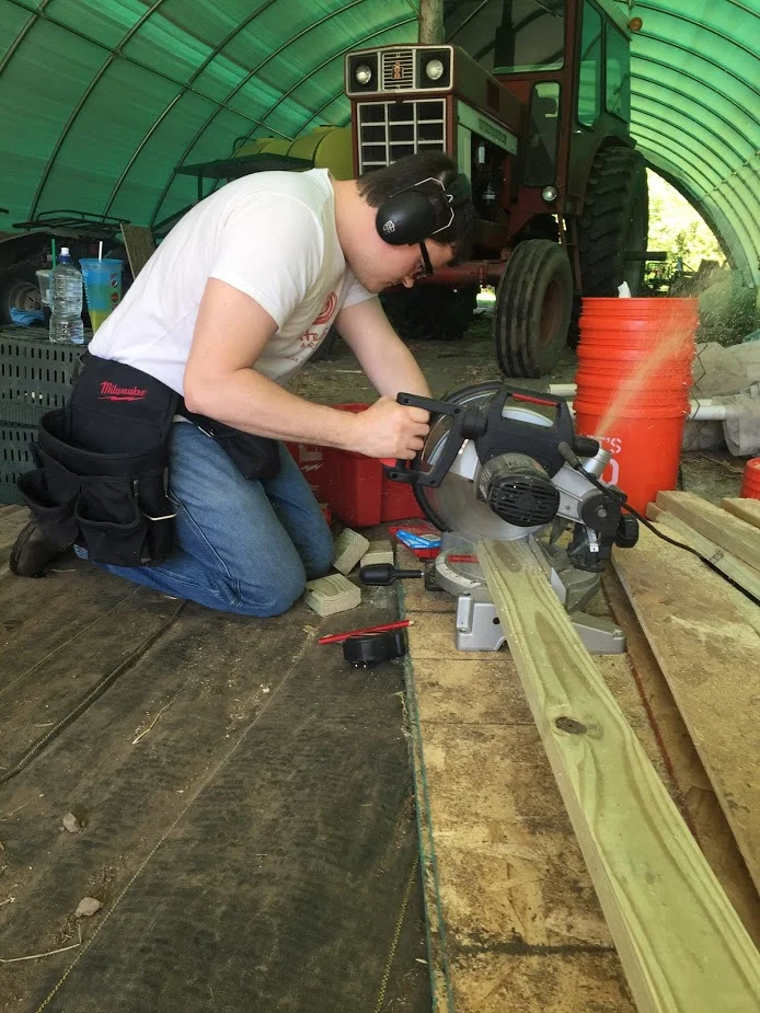 Building Coops 4.JPG