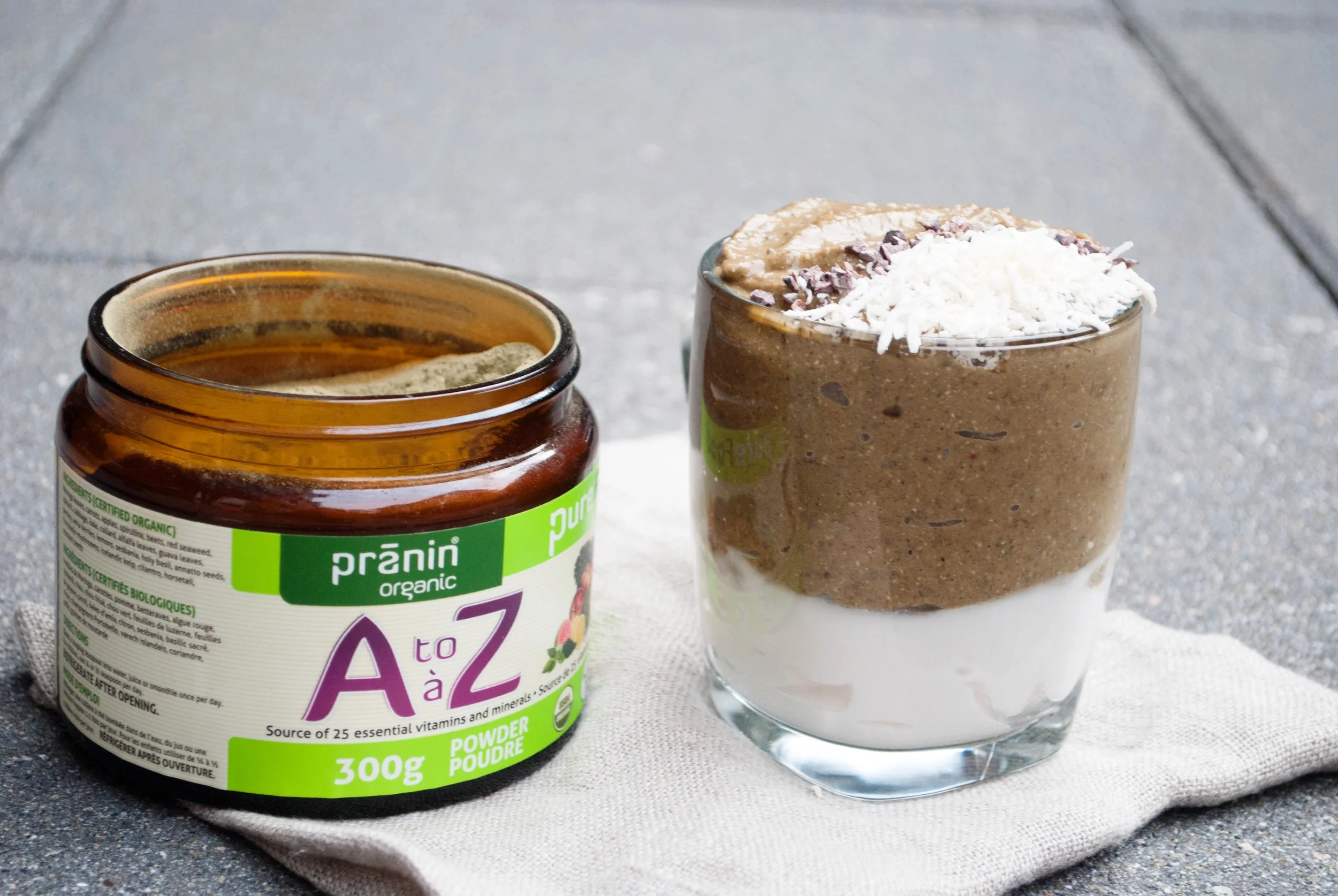 My gingerbread smoothie with Pranin Organic A to Z powder