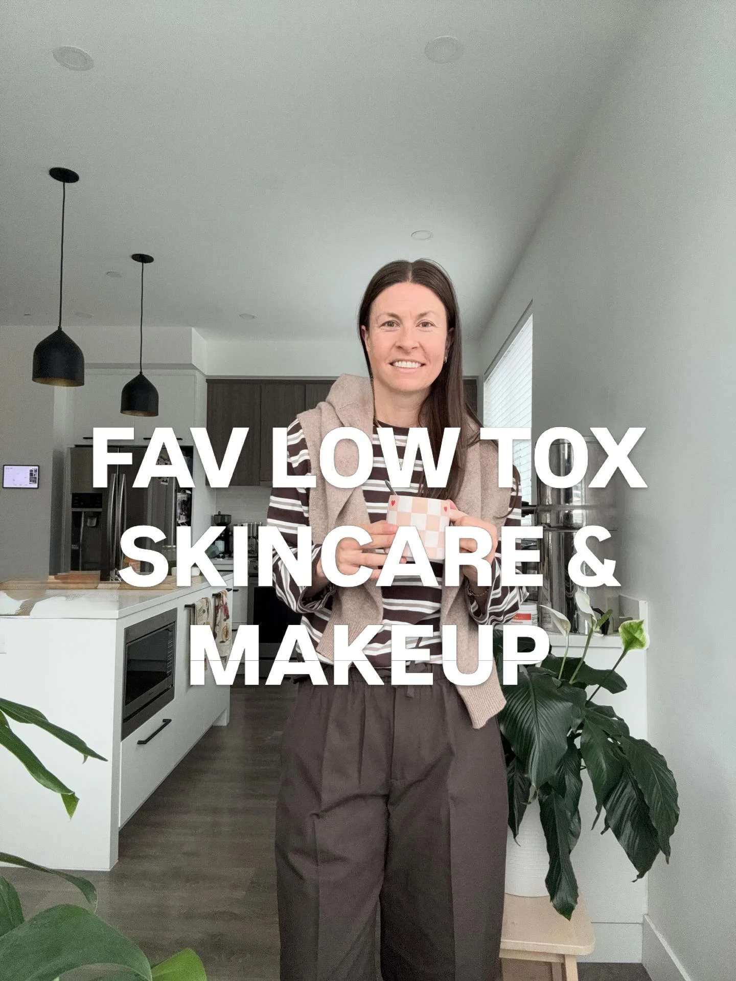 I remember being in my 20&rsquo;s buying a green beauty and cleaning book thinking I was ahead of the times .. but really&hellip; it&rsquo;s how it used to be made! 

I suck at applying makeup 😂, but love using more &lsquo;clean&rsquo; makeup brands