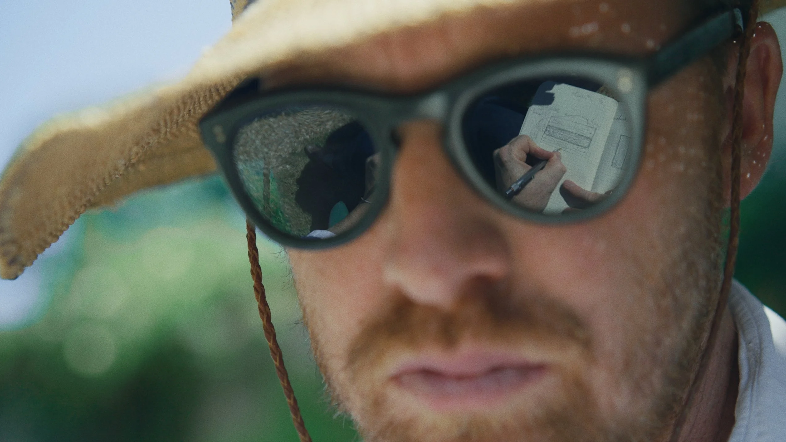 THE ARTISTS - Social Media Versions_00_32_03_21.jpg