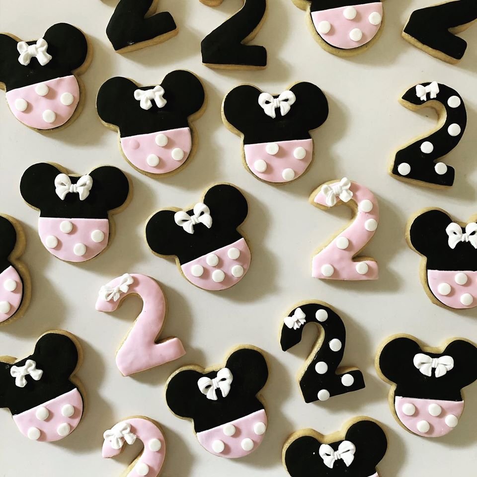 Minnie Mouse Cookies.jpg