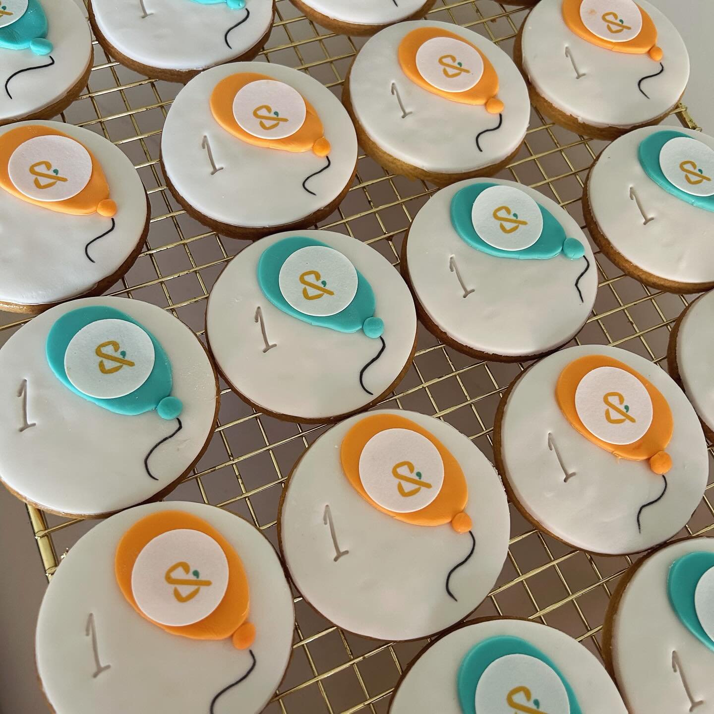 1st Birthday Cookies for @sharpandcarter! Congratulations on such a successful first year 👏👏👏 #recruitment #perthrecruitment #corporatesugarcookies #corporatesugarcookiesperth #sugarcookiesperth #sugarcookies #acdn #acdnmember #smallbusinesswa