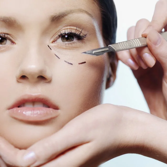 chirurgie-esthetique-bistou.jpg