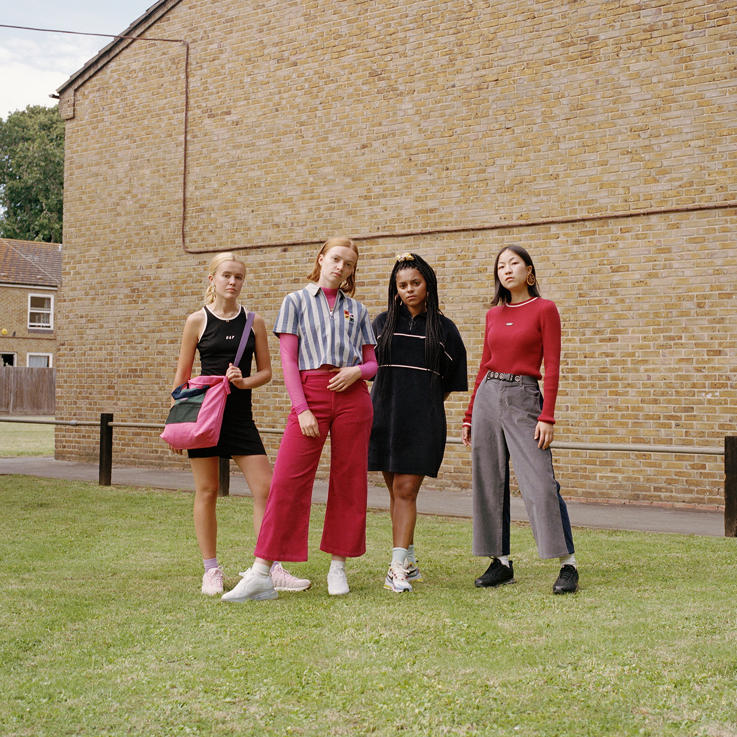  Morgan, Scarlett, Bella and Nicole. London, 2019. 