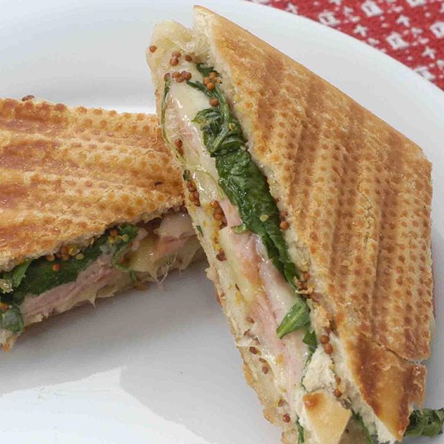 Still working on some leftovers from Easter dinner? Here's how to make Easter leftovers exciting on day 3! ⠀
⠀
https://icookhecleans.com/recipes/⠀
⠀
#icookhecleans #easterleftovers #panini #ham #leftovermakeover