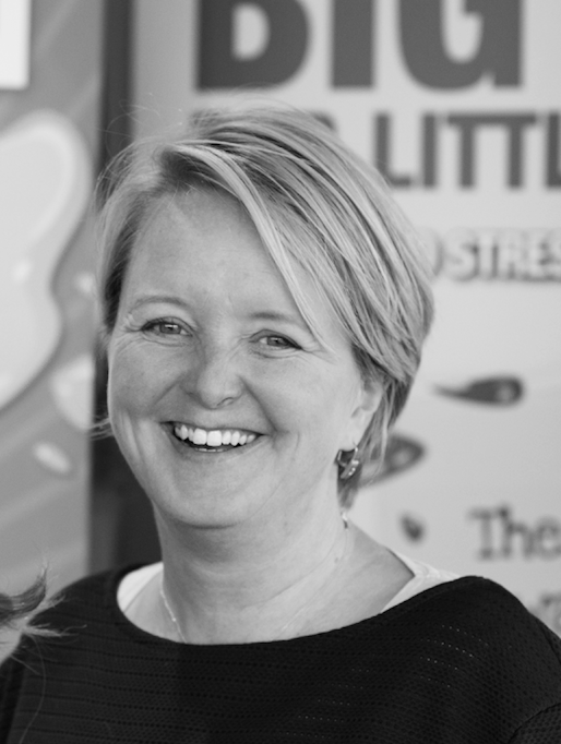 Dr-Amanda-Gummer_photo_BW.png