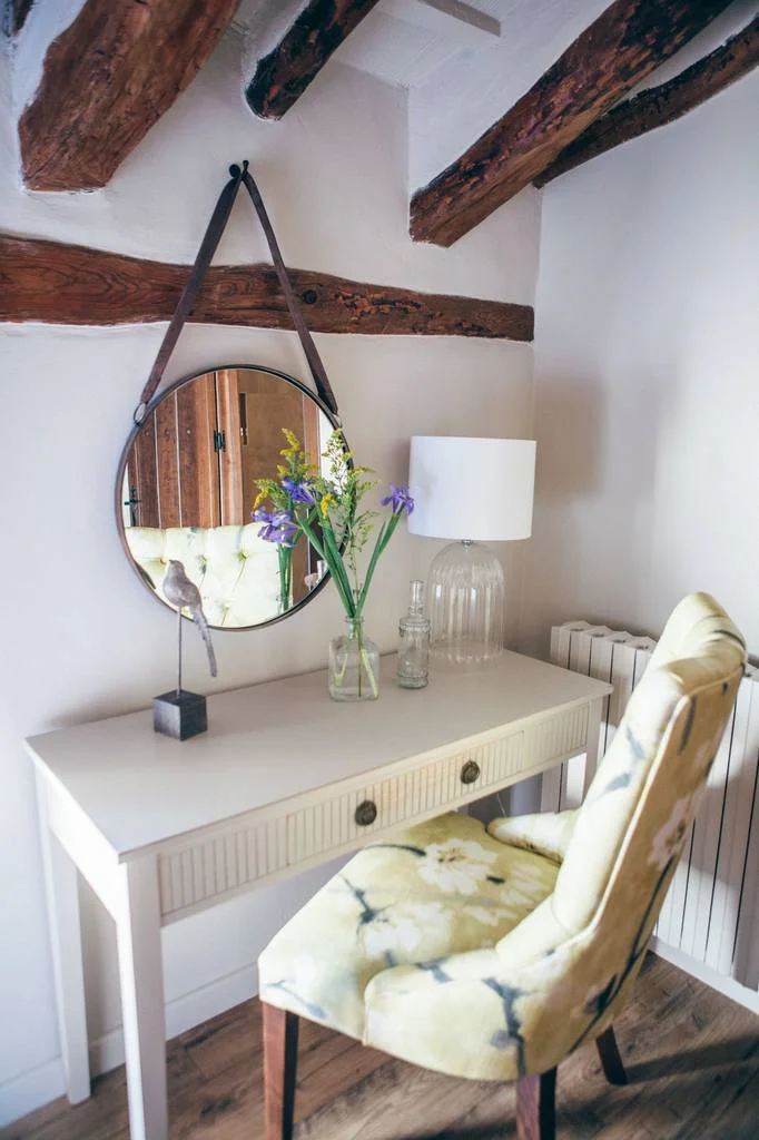 create-generate-hotel-la-escondida-bedroom-detail-mirror.jpg