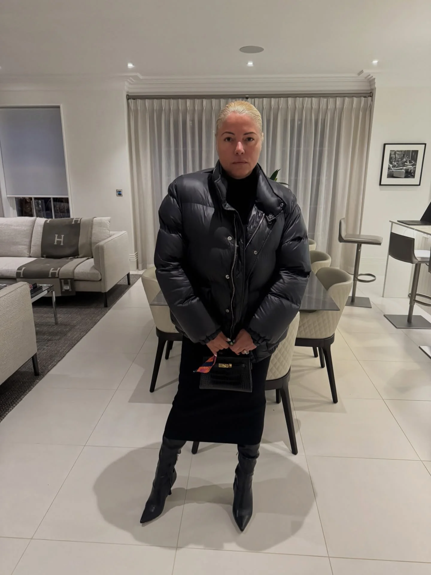 The Importance of Power Dressing as a Female Investor

Power dressing is not about clothes. It is about claiming space.

As a female investor, you are not just entering rooms. You are changing what those rooms represent. Every meeting, every boardroo