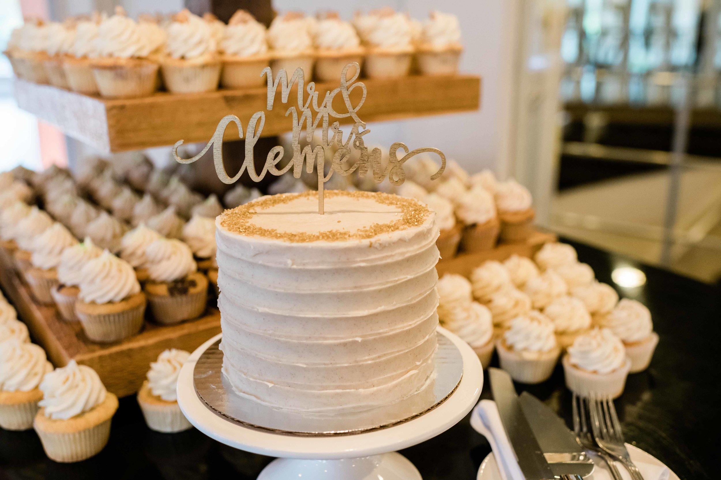 Wedding cake and cupcakes from To Di For Baking in Stoughton, Wisconsin