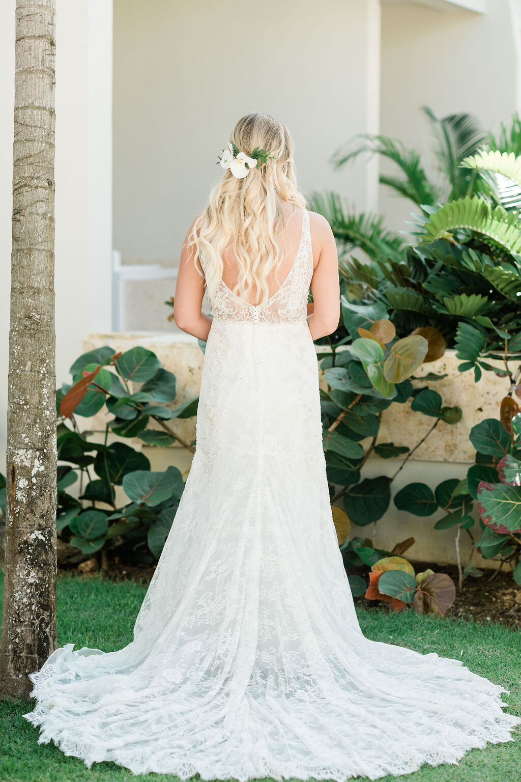Back of bride in her wedding dress