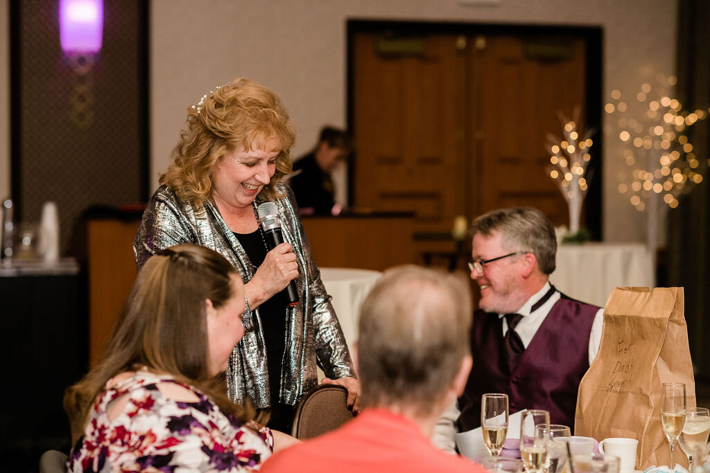 Mother of the bride giving a speech