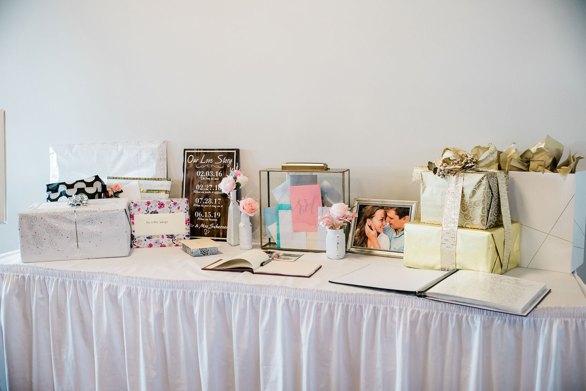 Card and gift table
