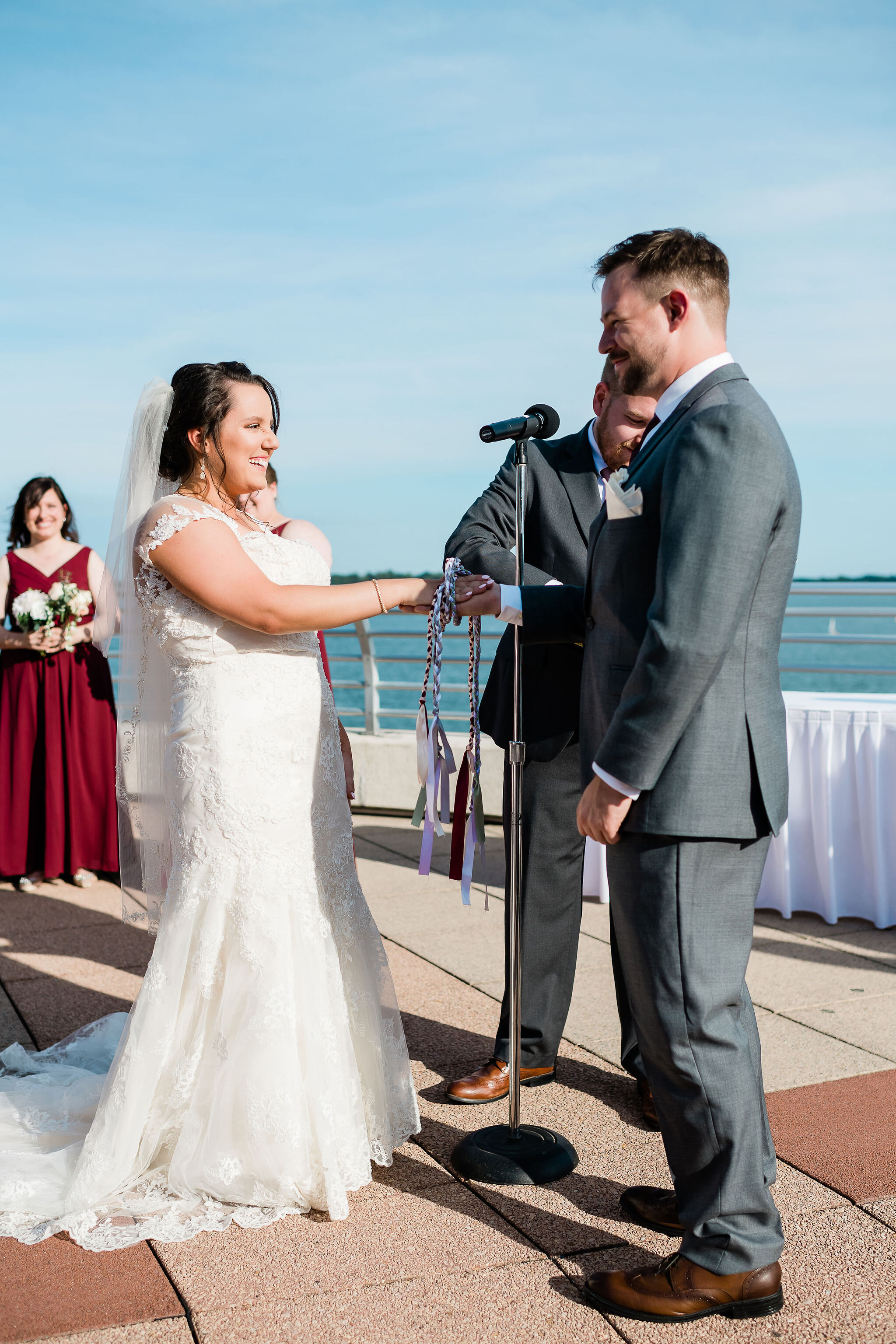 Knot tying ceremony