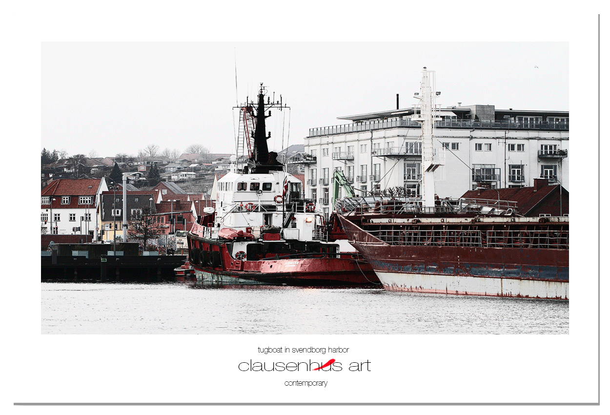tugboat-in-svendborg-harbor.png
